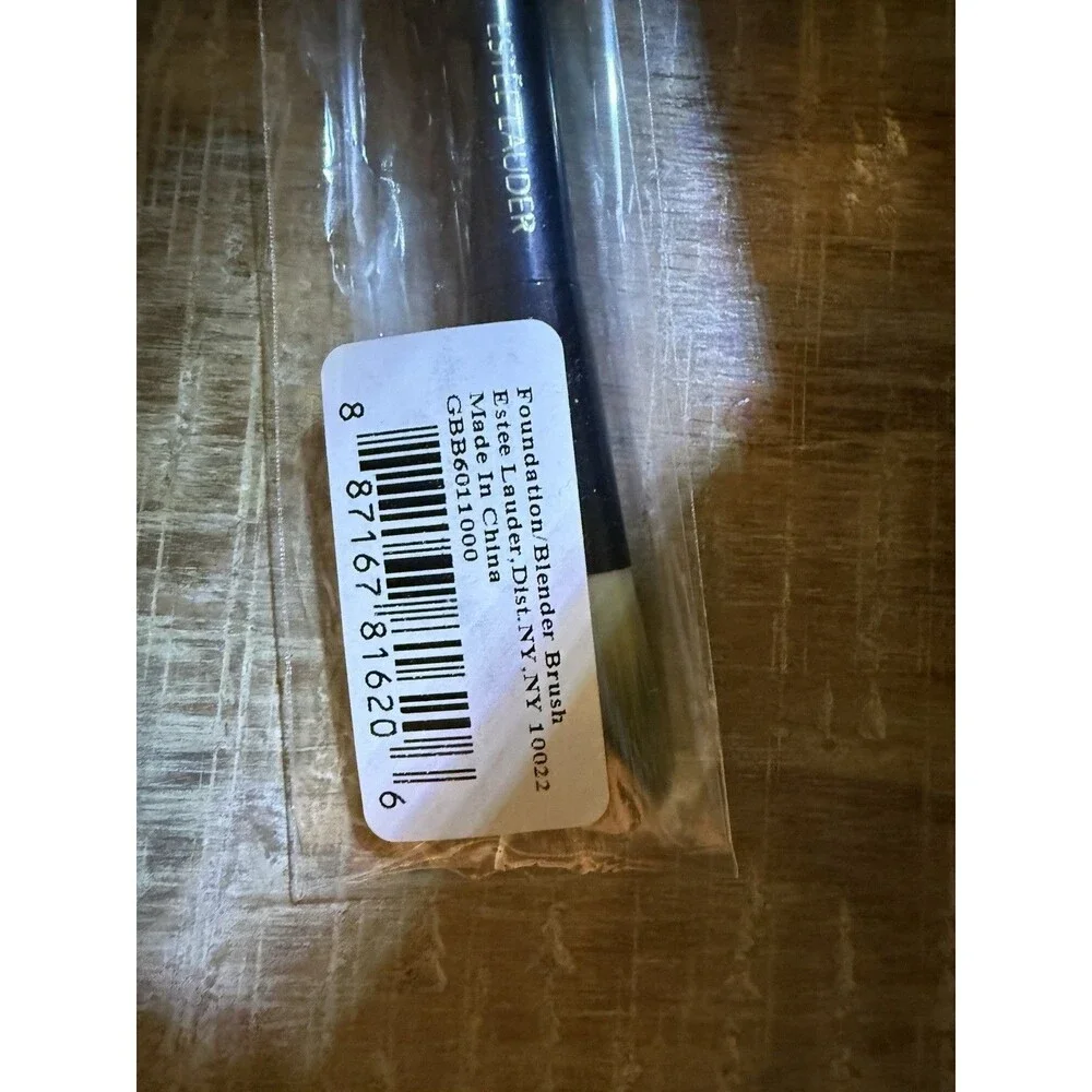 Estee Lauder Double Ended Dual Foundation Brush + sponge Sealed in Package
